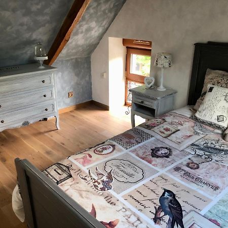 Chambre Double Avec Sdb Privee Au Milieu Des Champs Leilighet Teloché Eksteriør bilde