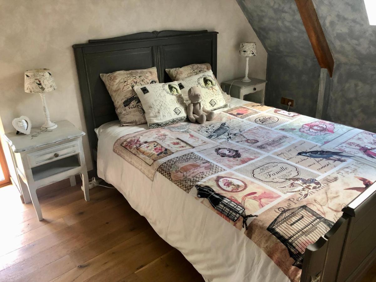 Chambre Double Avec Sdb Privee Au Milieu Des Champs Leilighet Teloché Eksteriør bilde